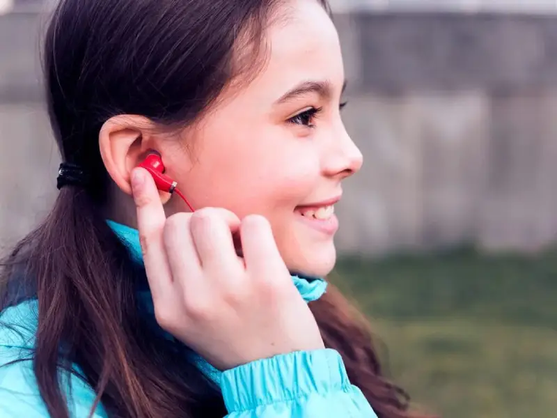 فرایند تجویز و تنظیم سمعک در مرکز ارزیابی شنوایی قلهک